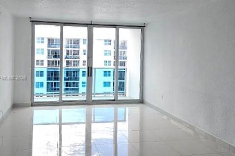 Copropriété à vendre à North Bay Village, Floride: 1 chambre, 76.64 m2 № 2432010 - photo 13
