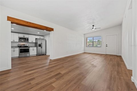 Casa en venta en Titusville, Florida, 3 dormitorios, 130.06 m2 № 1884528 - foto 5
