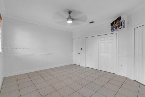 Appartement à louer à Hialeah, Floride: 2 chambres, 130.06 m2 № 1954926 - photo 19