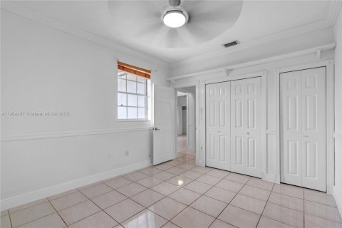 Appartement à louer à Hialeah, Floride: 2 chambres, 130.06 m2 № 1954926 - photo 28