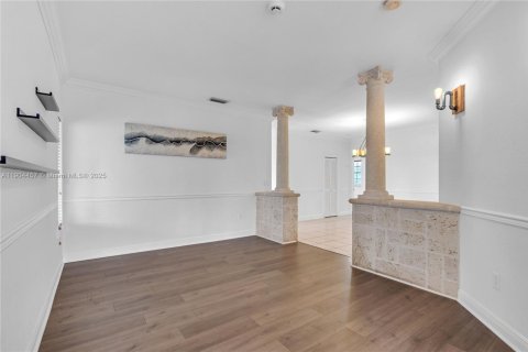 Appartement à louer à Hialeah, Floride: 2 chambres, 130.06 m2 № 1954926 - photo 6