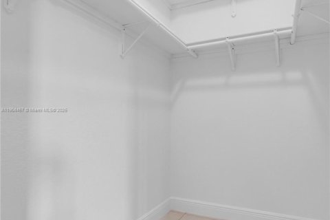 Appartement à louer à Hialeah, Floride: 2 chambres, 130.06 m2 № 1954926 - photo 23