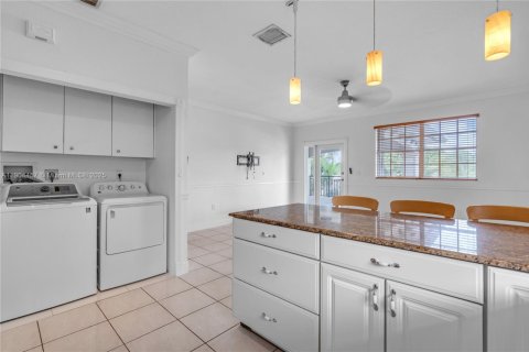 Appartement à louer à Hialeah, Floride: 2 chambres, 130.06 m2 № 1954926 - photo 16