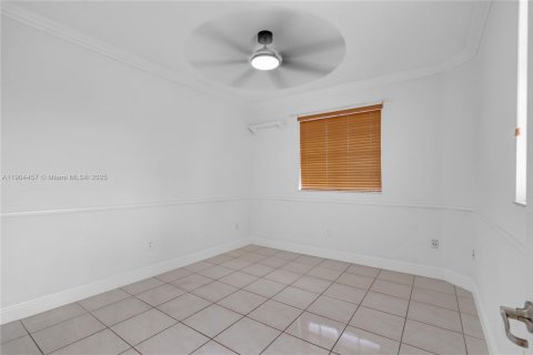 Appartement à louer à Hialeah, Floride: 2 chambres, 130.06 m2 № 1954926 - photo 27