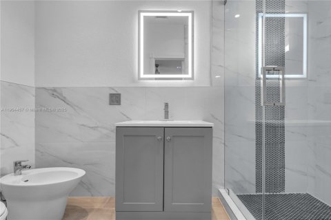 Appartement à louer à Hialeah, Floride: 2 chambres, 130.06 m2 № 1954926 - photo 20