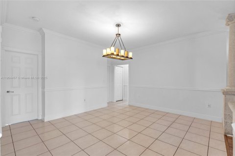 Appartement à louer à Hialeah, Floride: 2 chambres, 130.06 m2 № 1954926 - photo 8