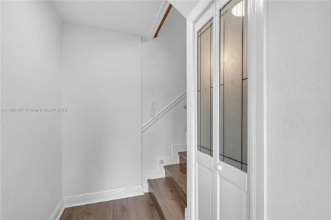 Appartement à louer à Hialeah, Floride: 2 chambres, 130.06 m2 № 1954926 - photo 4