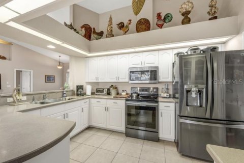House in Englewood, Florida 3 bedrooms, 147.81 sq.m. № 2419185 - photo 13