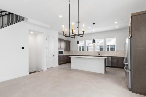 Townhouse in Orlando, Florida 3 bedrooms, 193.7 sq.m. № 1339270 - photo 10