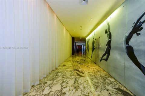 Copropriété à vendre à Miami, Floride: 2 chambres, 119.84 m2 № 1992610 - photo 21