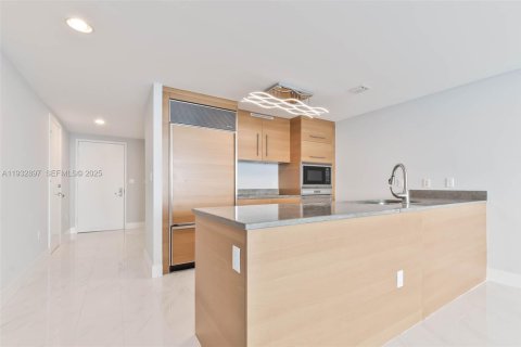 Copropriété à vendre à Miami, Floride: 2 chambres, 119.84 m2 № 1992610 - photo 4