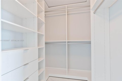 Copropriété à vendre à Miami, Floride: 2 chambres, 119.84 m2 № 1992610 - photo 10