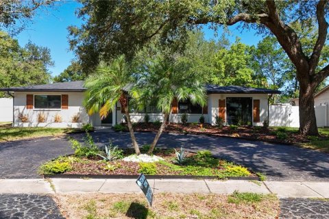 Villa ou maison à vendre à Saint Petersburg, Floride: 4 chambres, 156.73 m2 № 2425811 - photo 3