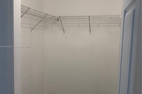 Appartement à louer à Doral, Floride: 3 chambres, 118.08 m2 № 2076617 - photo 12
