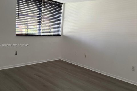 Appartement à louer à Doral, Floride: 3 chambres, 118.08 m2 № 2076617 - photo 13