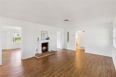 Casa en venta en Winter Haven, Florida, 3 dormitorios, 144.83 m2 № 2387741 - foto 11