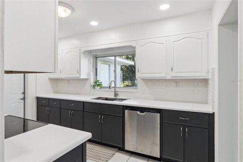 Casa en venta en Winter Haven, Florida, 3 dormitorios, 144.83 m2 № 2387741 - foto 20