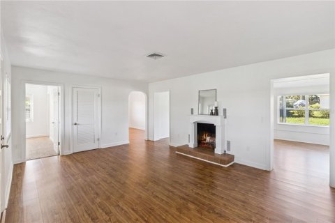 Casa en venta en Winter Haven, Florida, 3 dormitorios, 144.83 m2 № 2387741 - foto 13