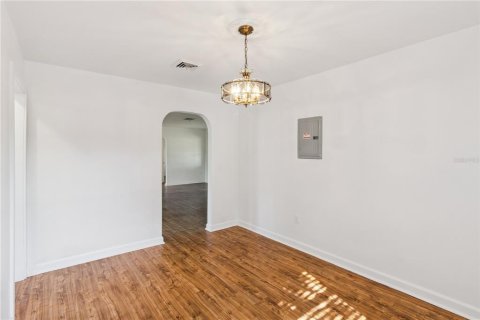 Casa en venta en Winter Haven, Florida, 3 dormitorios, 144.83 m2 № 2387741 - foto 16