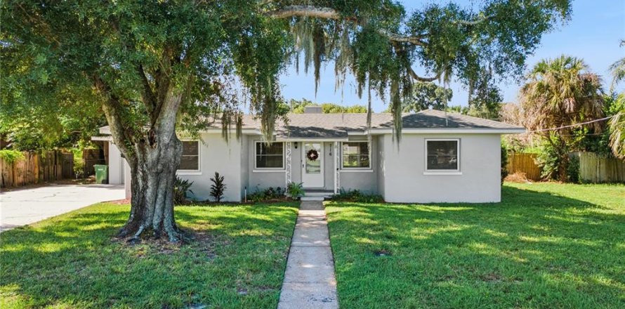 Casa en Winter Haven, Florida 3 dormitorios, 144.83 m2 № 2387741