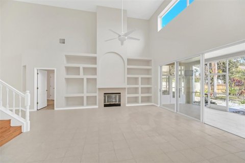 House in Orlando, Florida 5 bedrooms, 273.5 sq.m. № 1525558 - photo 16