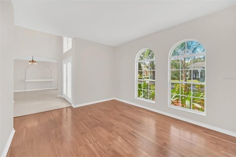 House in Orlando, Florida 5 bedrooms, 273.5 sq.m. № 1525558 - photo 9