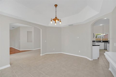 House in Orlando, Florida 5 bedrooms, 273.5 sq.m. № 1525558 - photo 24
