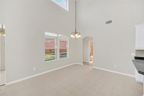 House in Orlando, Florida 5 bedrooms, 273.5 sq.m. № 1525558 - photo 22