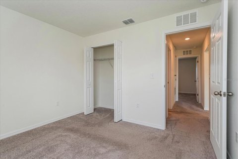 House in Haines City, Florida 3 bedrooms, 119.1 sq.m. № 2227033 - photo 19