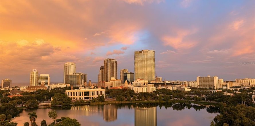 Condo à Saint Petersburg, Floride, 2 chambres № 2291224