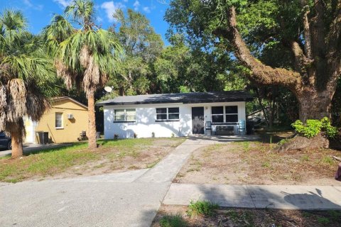 Villa ou maison à Tarpon Springs, Floride 3 chambres, 78.04 m2 № 2413847