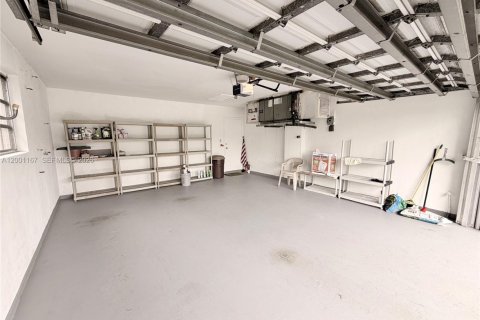 Снять в аренду виллу или дом в Холливуд, Флорида 4 спальни, 201.78м2, № 2065801 - фото 24