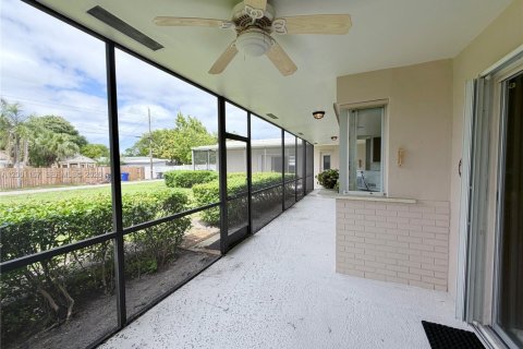 Снять в аренду виллу или дом в Холливуд, Флорида 4 спальни, 201.78м2, № 2065801 - фото 19