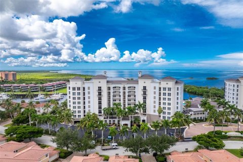 Condo in Punta Gorda, Florida, 3 bedrooms № 2347196 - photo 2