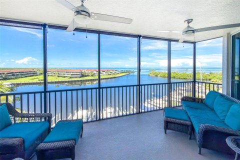 Condo in Punta Gorda, Florida, 3 bedrooms № 2347196 - photo 4