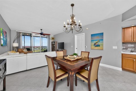 Condo in Punta Gorda, Florida, 3 bedrooms № 2347196 - photo 14