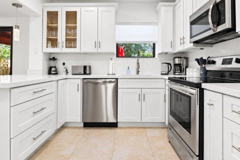Villa ou maison à vendre à Fort Lauderdale, Floride: 3 chambres, 114.46 m2 № 2407654 - photo 9