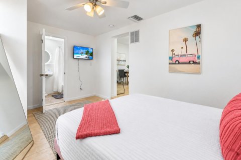 Villa ou maison à vendre à Fort Lauderdale, Floride: 3 chambres, 114.46 m2 № 2407654 - photo 15