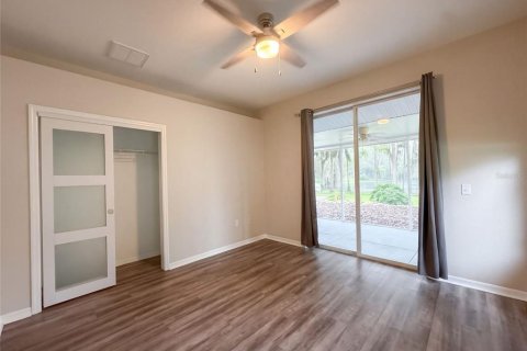 House in Lutz, Florida 3 bedrooms, 198.25 sq.m. № 2410031 - photo 17