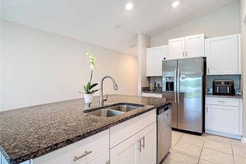 House in BELMONT in Sun City Center, Florida 3 bedrooms, 134.8 sq.m. № 1835306 - photo 12