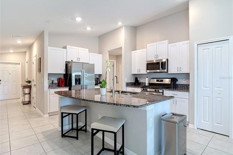 House in BELMONT in Sun City Center, Florida 3 bedrooms, 134.8 sq.m. № 1835306 - photo 13