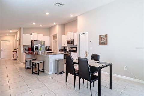 House in BELMONT in Sun City Center, Florida 3 bedrooms, 134.8 sq.m. № 1835306 - photo 16