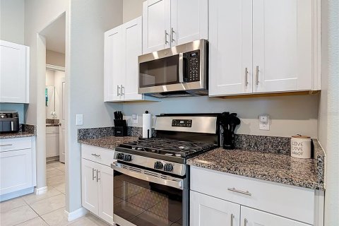 House in BELMONT in Sun City Center, Florida 3 bedrooms, 134.8 sq.m. № 1835306 - photo 11