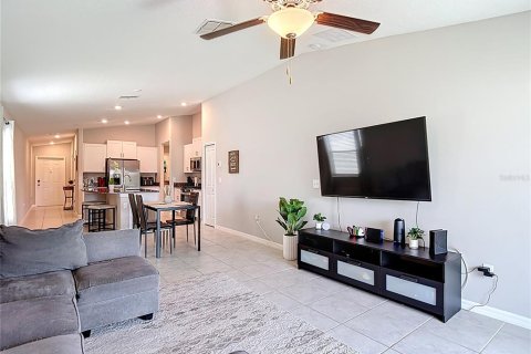 House in BELMONT in Sun City Center, Florida 3 bedrooms, 134.8 sq.m. № 1835306 - photo 20