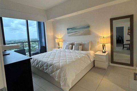 Снять в аренду кондоминиум в Дорал, Флорида 2 спальни, 94.76м2, № 1949279 - фото 6