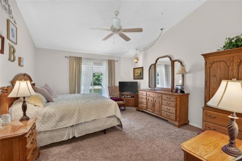 Condo in Sun City Center, Florida, 2 bedrooms  № 2379640 - photo 20