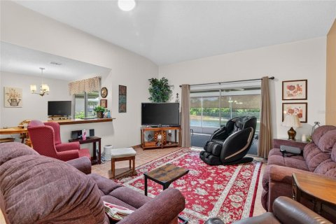 Condo in Sun City Center, Florida, 2 bedrooms  № 2379640 - photo 6