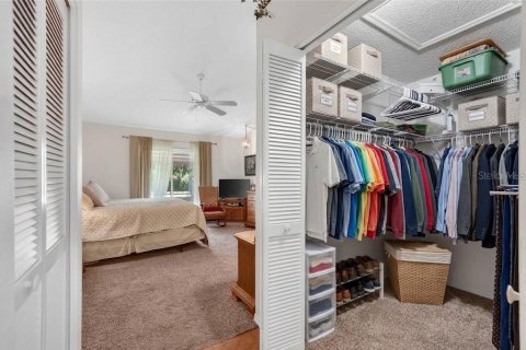 Condo in Sun City Center, Florida, 2 bedrooms  № 2379640 - photo 19
