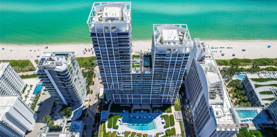 Кондоминиум с 3 спальнями в Майами-Бич, Флорида № 2043591