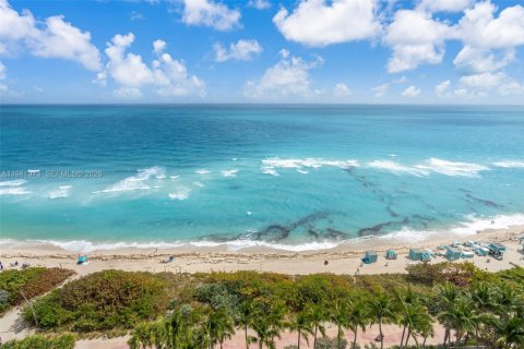 Купить кондоминиум в Майами-Бич, Флорида 3 спальни, 190.45м2, № 2043591 - фото 29